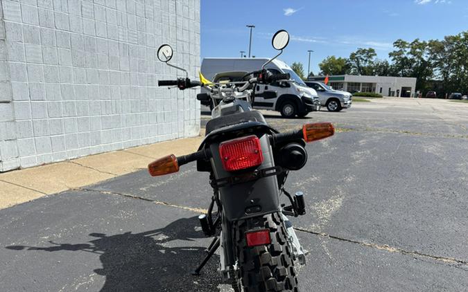 2027 Yamaha TW 200
