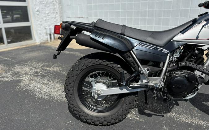 2027 Yamaha TW 200