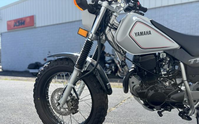 2027 Yamaha TW 200