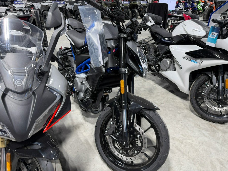 2026 CFMOTO NK 300