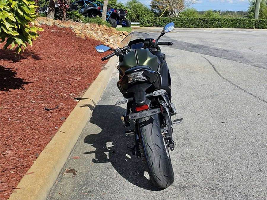 2024 Kawasaki Ninja 650 Metallic Covert Green/Metallic Spark Bl Metallic Matte Dark GrayMetallic Spark