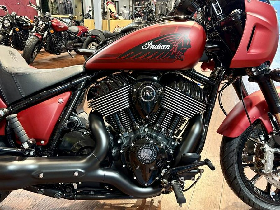 2025 Indian Motorcycle® Sport Chief RT Sunset Red Smoke