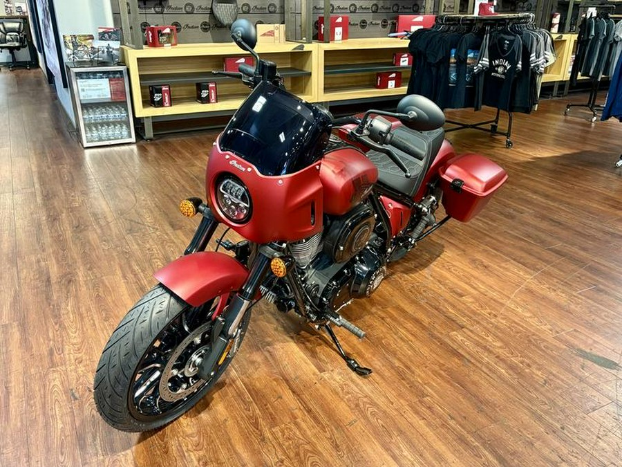 2025 Indian Motorcycle® Sport Chief RT Sunset Red Smoke