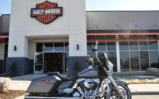 2016 Harley-Davidson® FLHXS - Street Glide® Special