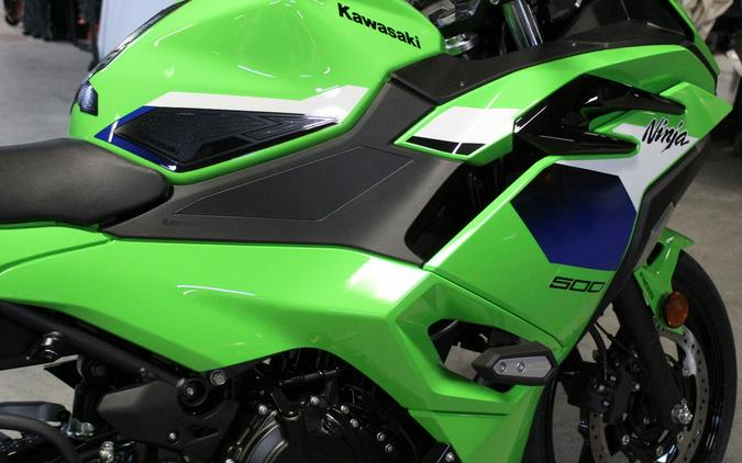 2026 Kawasaki Ninja® 500 SE ABS