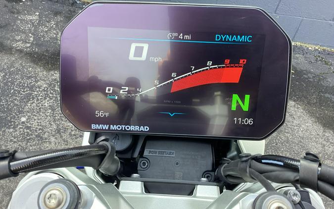 2026 BMW R 1300 R