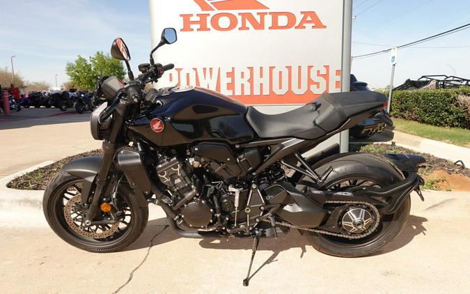 2023 Honda CB1000R Black Edition