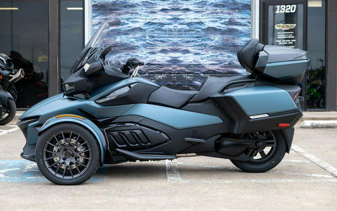2026 Can-Am Spyder RT Limited Dark