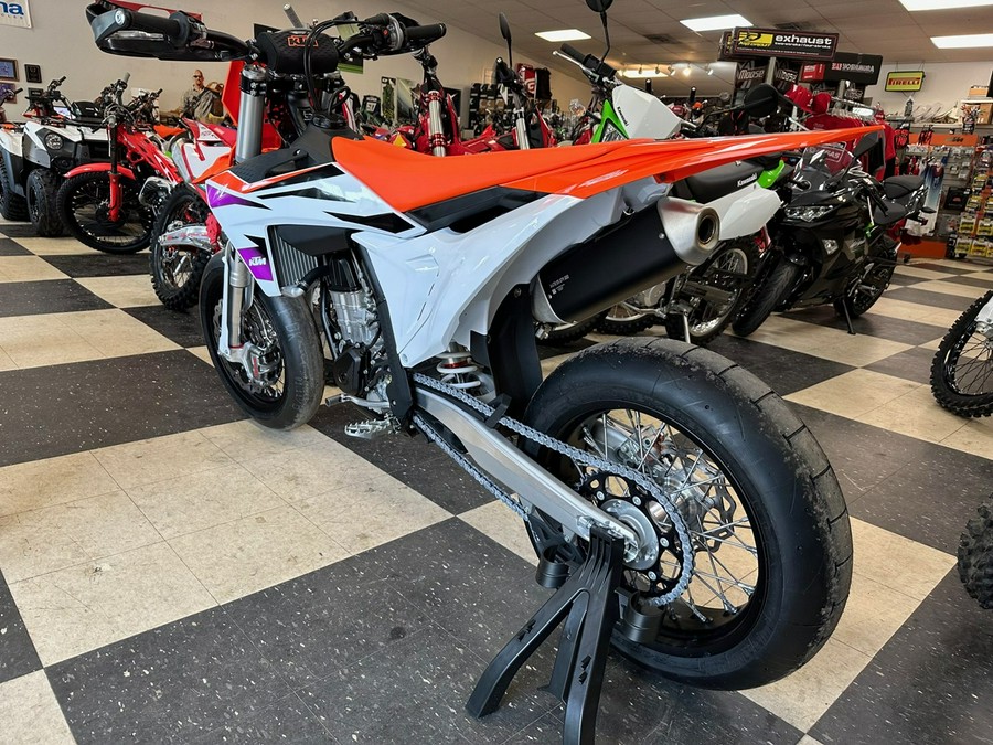 2024 KTM 450 SMR