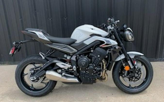 2024 Triumph Street Triple 765 R Crystal White REET TRIPLE R