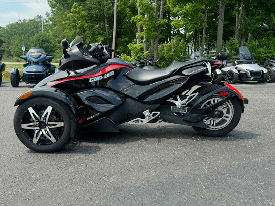 2012 Can-Am Spyder® RS - SE5