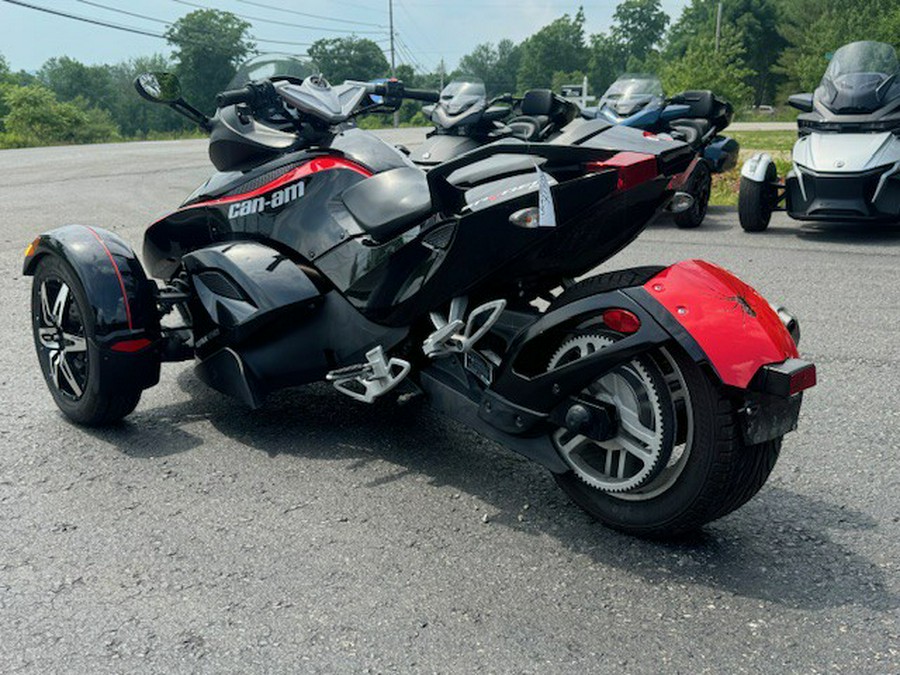 2012 Can-Am Spyder® RS - SE5