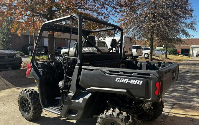 2025 Can-Am Defender DPS HD10