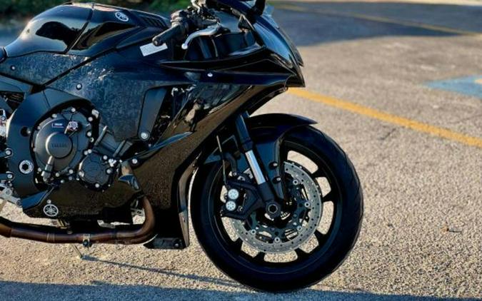 2023 Yamaha YZF-R1