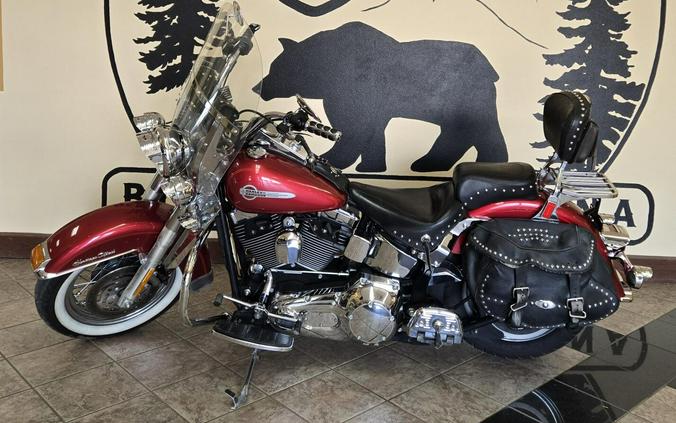 2004 Harley-Davidson® Heritage Softail® Classic Lava Red Sunglo