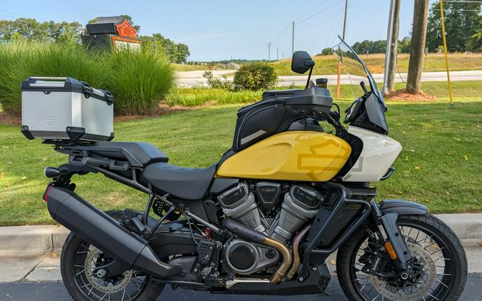 2023 Harley-Davidson Pan America™ 1250 Industrial Yellow/White Sand