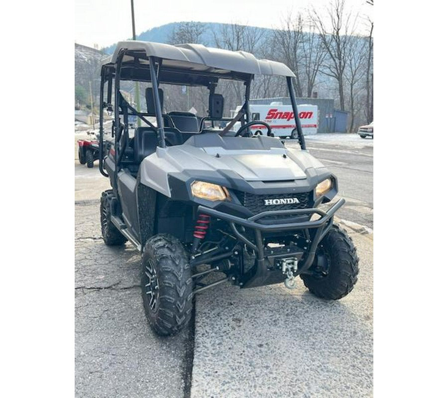 2017 Honda® Pioneer 700-4 Deluxe