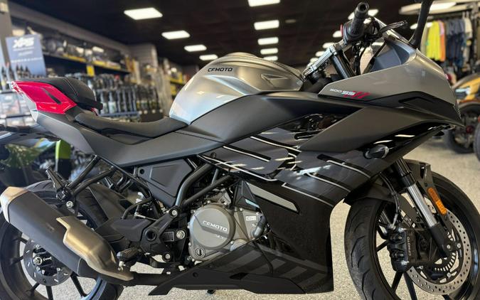 2026 CFMOTO 300SS