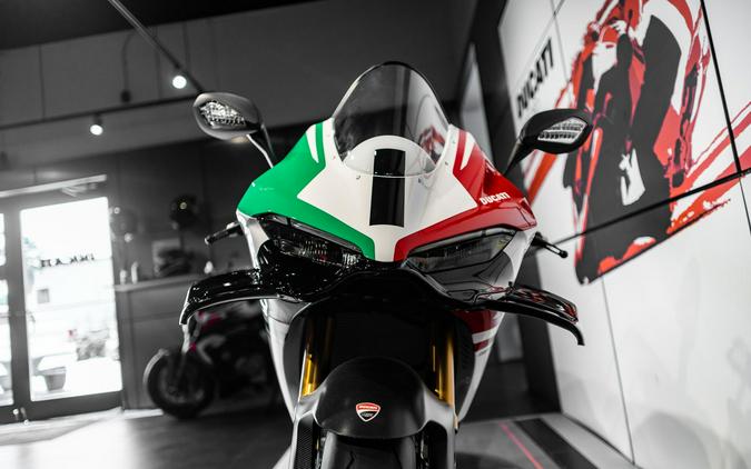 2025 Ducati Panigale V4 TRICOLORE