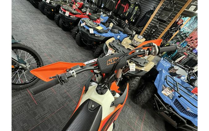 2027 250 XC - KTM