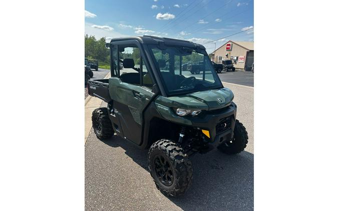 2024 Can-Am Defender HD9 DPS CAB