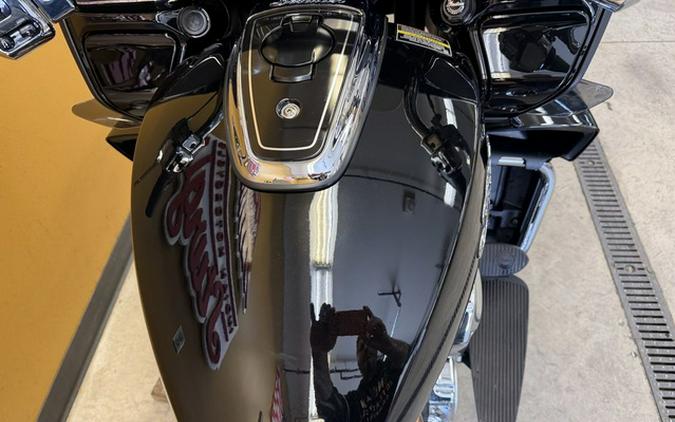 2023 Indian Pursuit Limited Black Metallic