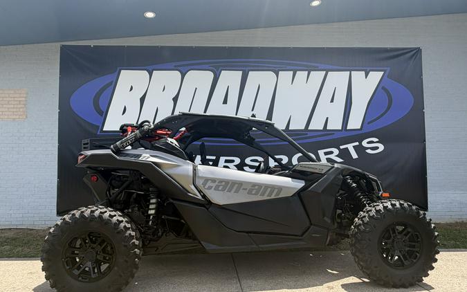 2018 Can-Am MAVERICK X3 X RS