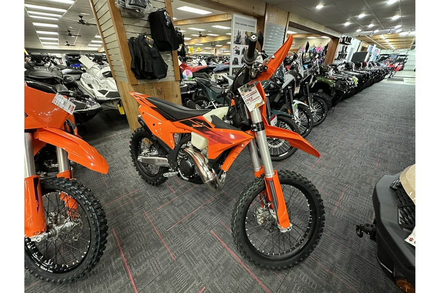 2027 250 XC - KTM