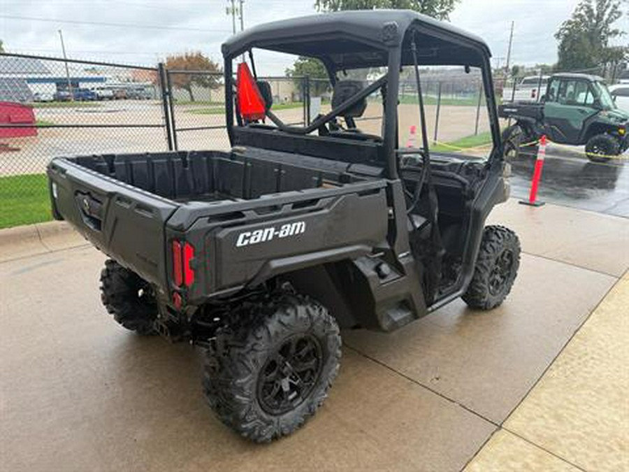 2020 Can-Am Defender DPS HD8