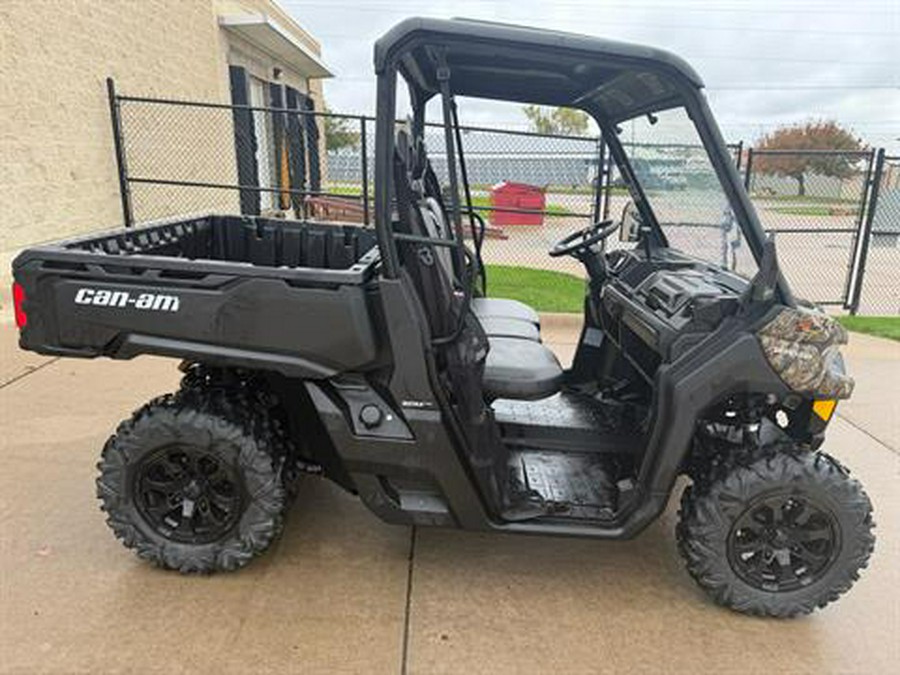 2020 Can-Am Defender DPS HD8