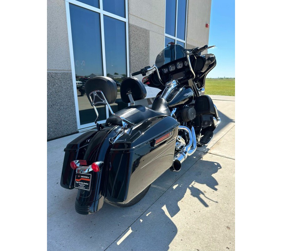 FLHXS 2014 Street Glide Special