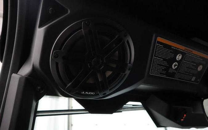 2026 Can-Am® Defender Limited HD11