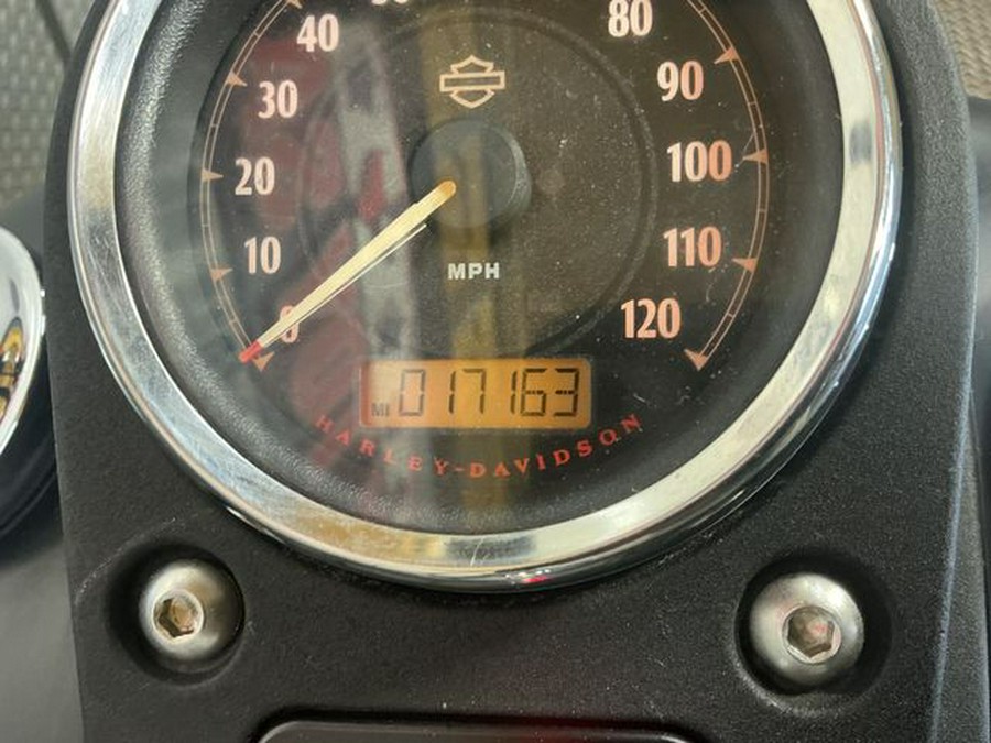 2014 Harley-Davidson Dyna Street Bob