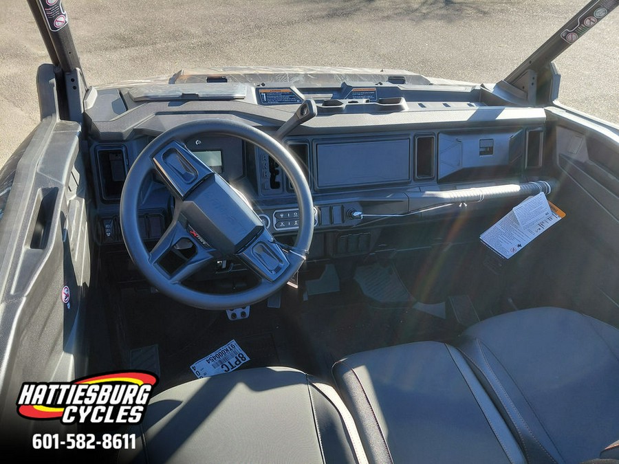 2026 Can-Am Defender MAX X mr with Half Doors HD11