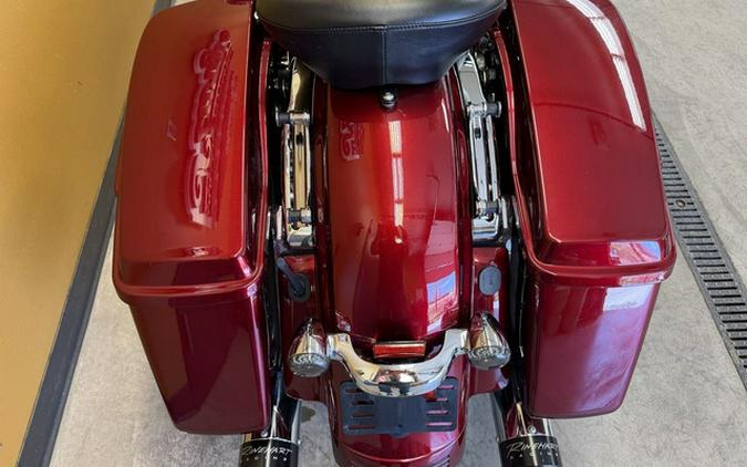 2017 Harley-Davidson FLHXS - Street Glide Special