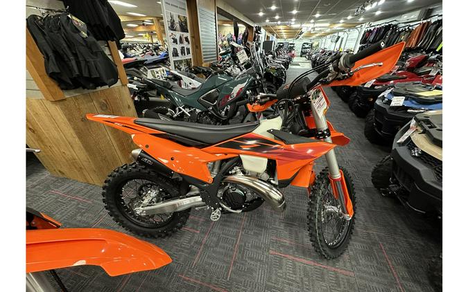 2027 250 XC - KTM
