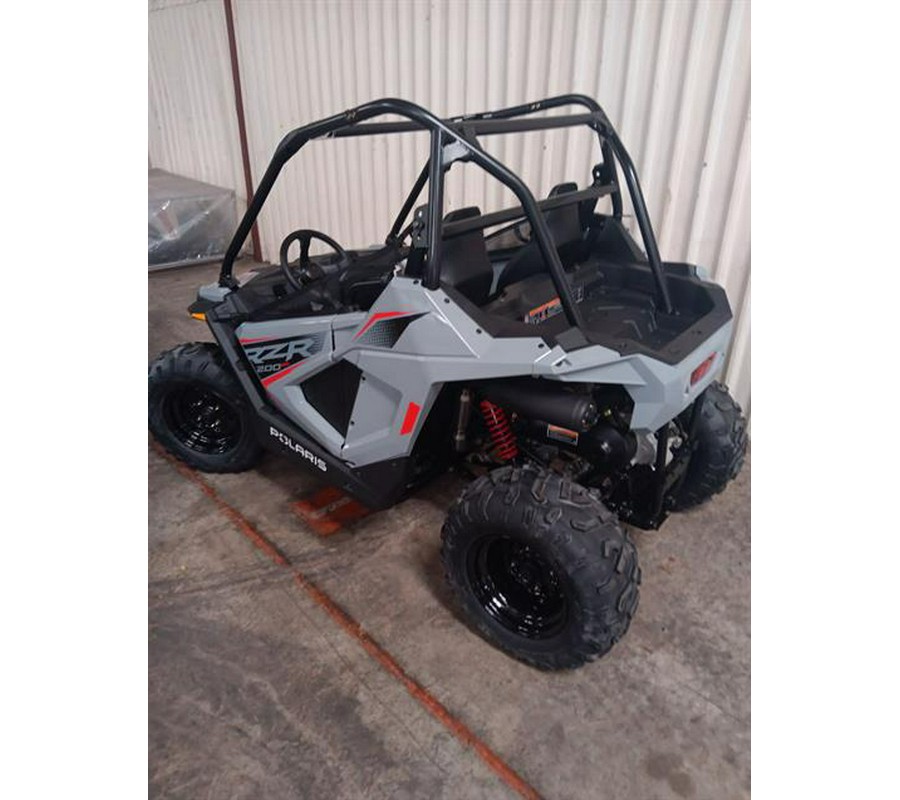 2024 Polaris RZR 200 EFI