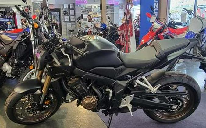 2026 Honda CB650R E-Clutch