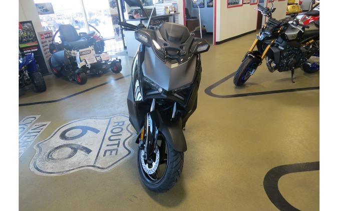 2026 XMAX™ - Yamaha