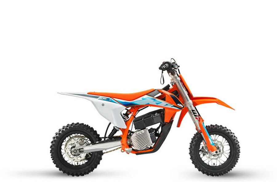 2024 KTM SX-E 3