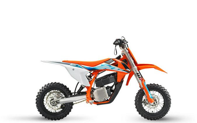 2024 KTM SX-E 3