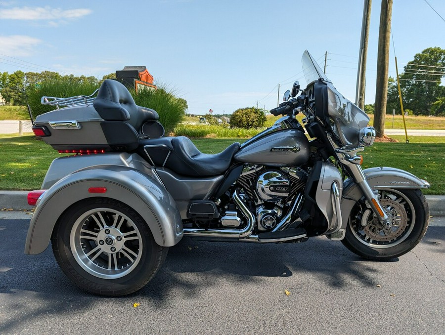 2016 Harley-Davidson Tri Glide Ultra Billet Silver