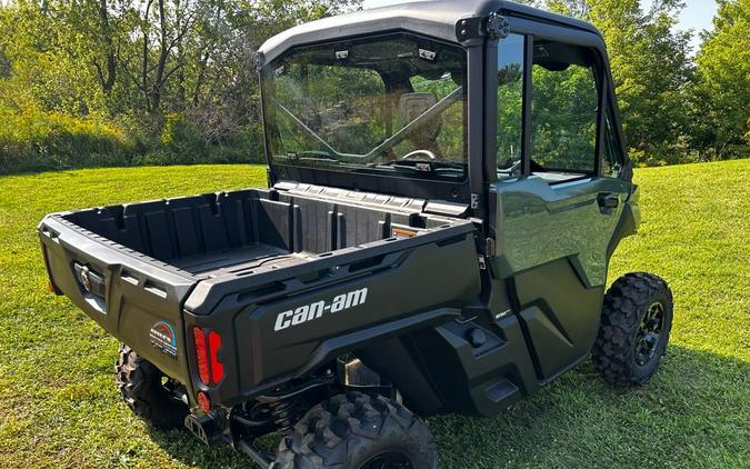 2024 Can-Am Defender HD9 DPS CAB