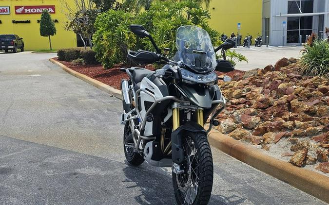 2024 TRIUMPH Tiger 1200 Rally Explorer Matt Khaki Green