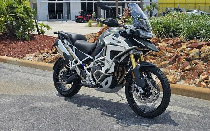 2024 TRIUMPH Tiger 1200 Rally Explorer Matt Khaki Green