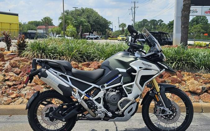 2024 TRIUMPH Tiger 1200 Rally Explorer Matt Khaki Green