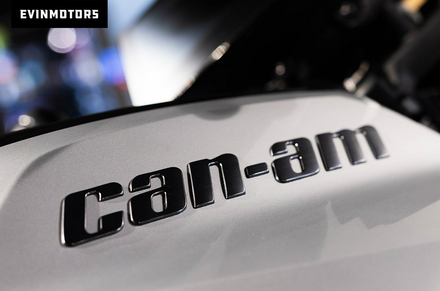 2025 Can-Am Pulse® 73