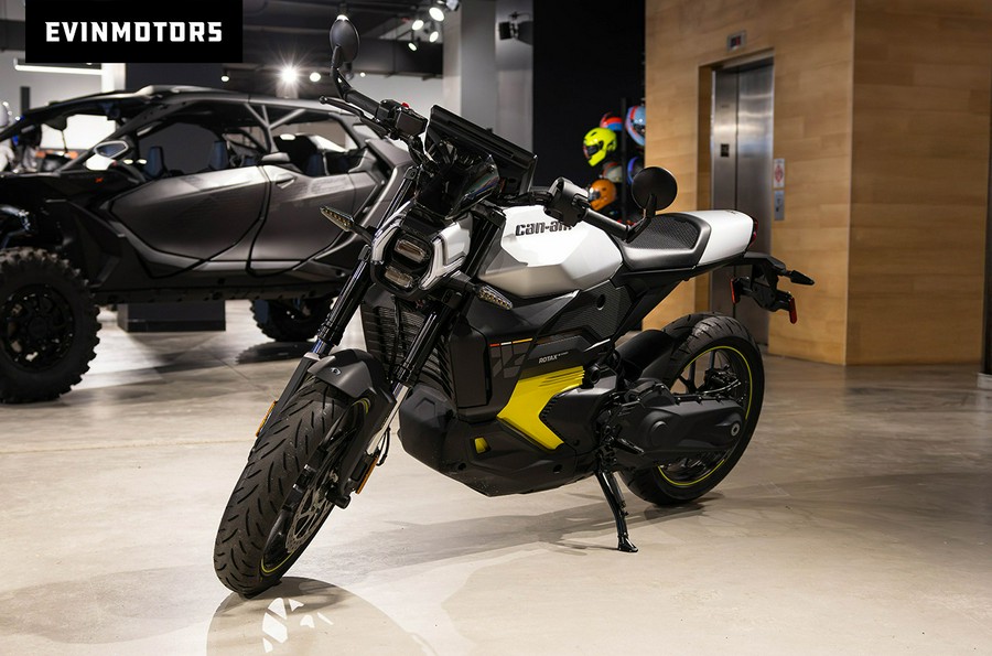 2025 Can-Am Pulse® 73