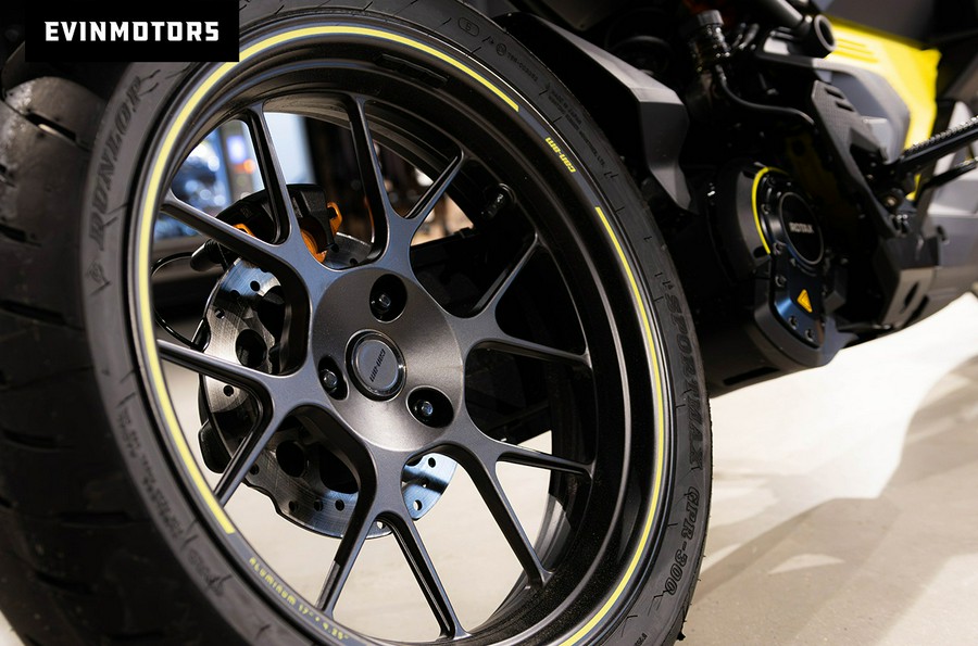 2025 Can-Am Pulse® 73