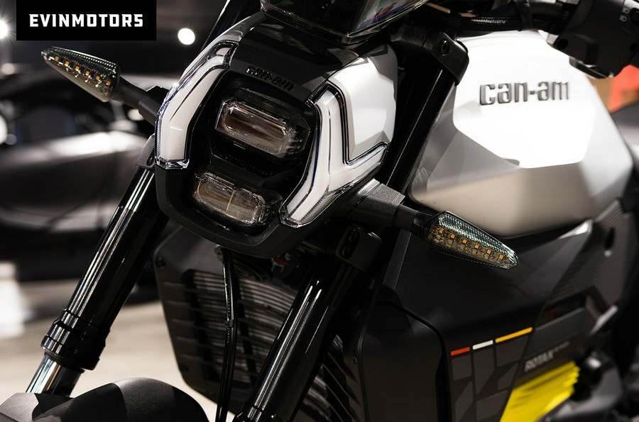 2025 Can-Am Pulse® 73